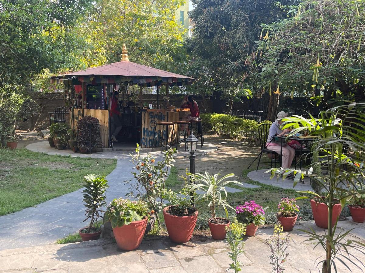 Hotel Lotus Garden Kathmandu Exterior foto